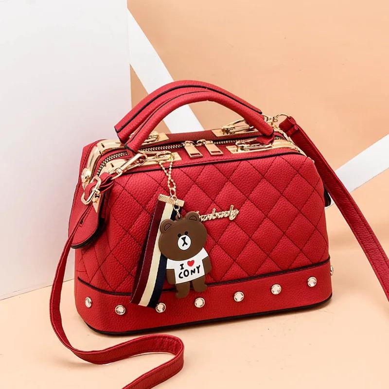 High Quality Women S Small Square Bag Fashion Shoulder Bag Luxury Brand Designer Women S Handbag Rivet Decoration Crossbody Bag 25x13x16cm