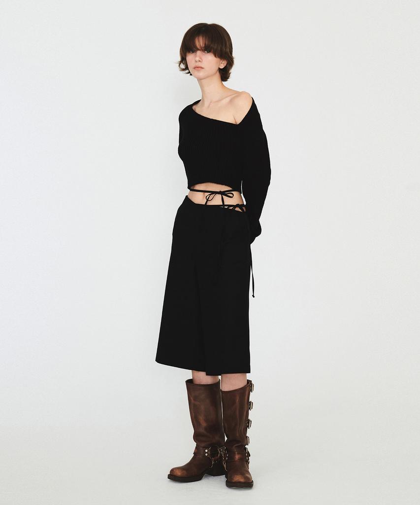 Daiaegeuneol Unbalance Bolero Knit (Black)
