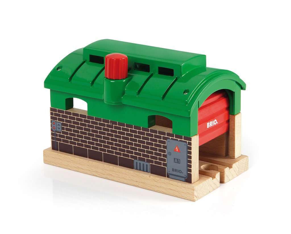 BRIO Train Depot for ages 3 and Wooden Toy Track Gift 33574, up. [Toy, Train, Set, Scenery, (Birthday/Christmas)]