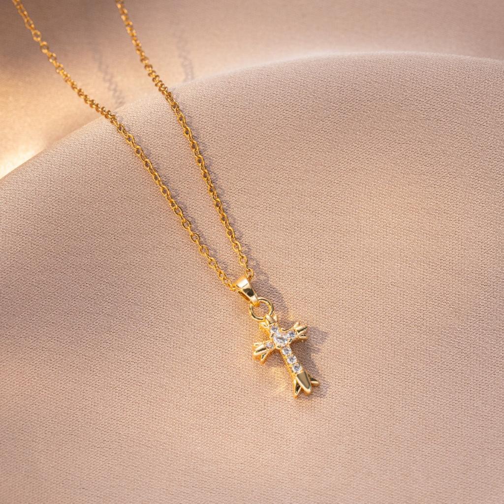 Stainless Steel Chain Fashion Luxury Zircon Cross Pendant Necklaces for Women Men Cool Gold Silver Color Cross Jewelry Gifts