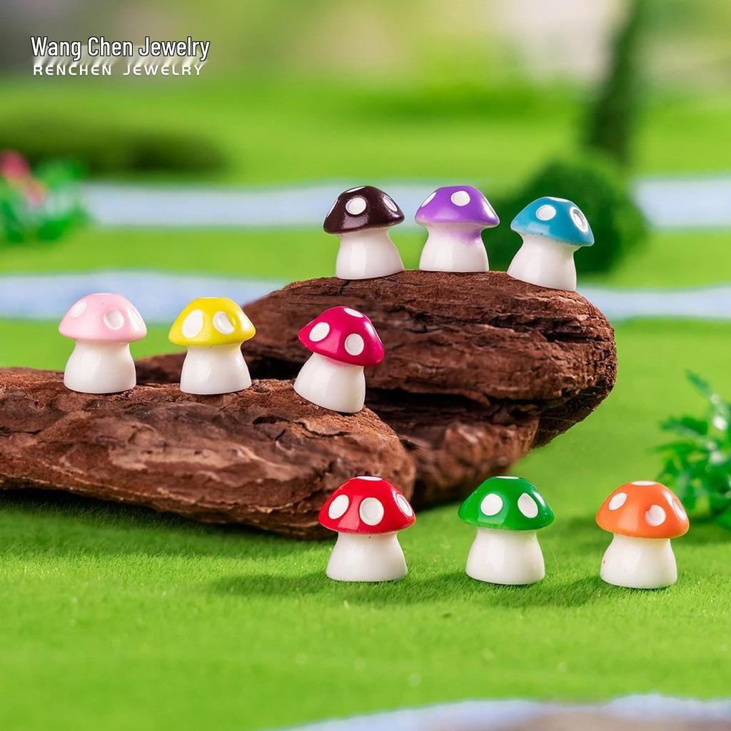 Miniature Luminous Resin Animal Ornaments: Cartoon Desktop & Car Decorations