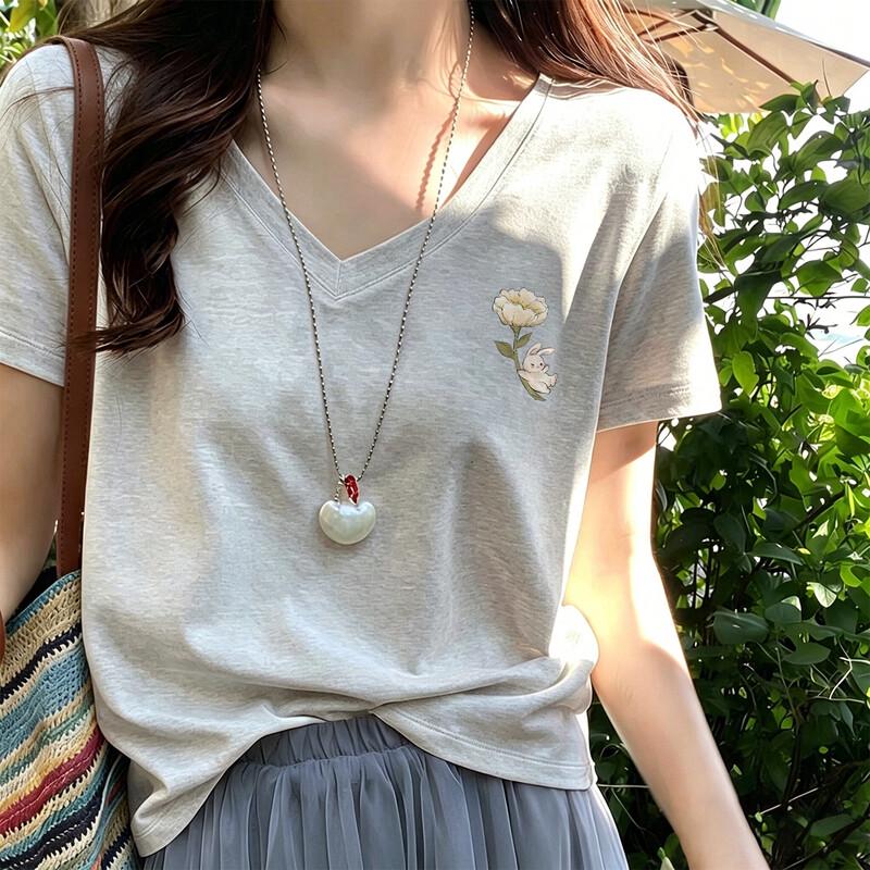 XueZhongFei Women's V-Neck Antibacterial Cooling T-Shirt