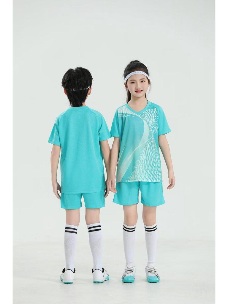 In-Stock Men's & Women's Breathable Team Football Uniform: Sweat-Wicking Jersey & Training Suit