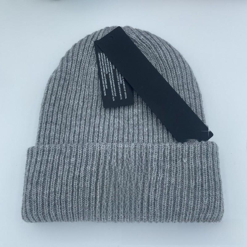 Unisex Elegant Knit Cap Breathable Fabric Winter Autumn Wear Keep Hats Warm