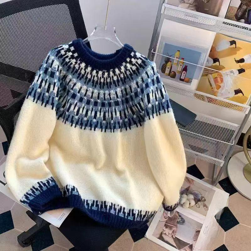 Thickened Color-blocked Sweater for Women's Autumn and Winter Half Turtleneck Knitted Sweater Loose Pullover Long-sleeved Casual Inner Layer Top