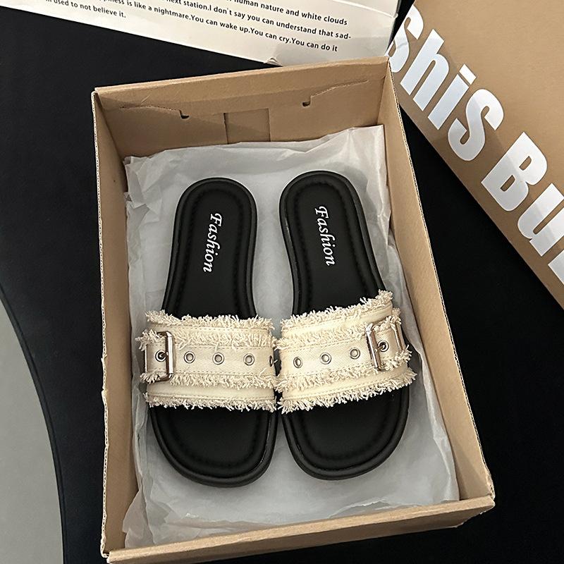 

Жемчужные тапочки с юбкой женская обувь 2025 весна и лето новая мода интернет-знаменитость стразы плоская подошва сандалии 42