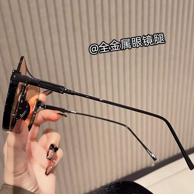 New Stylish Designer Style Sun Glasses Semi-rimless Double Bridge Sun Glasses For Women UV Ray Blocking Sun Glasses Man