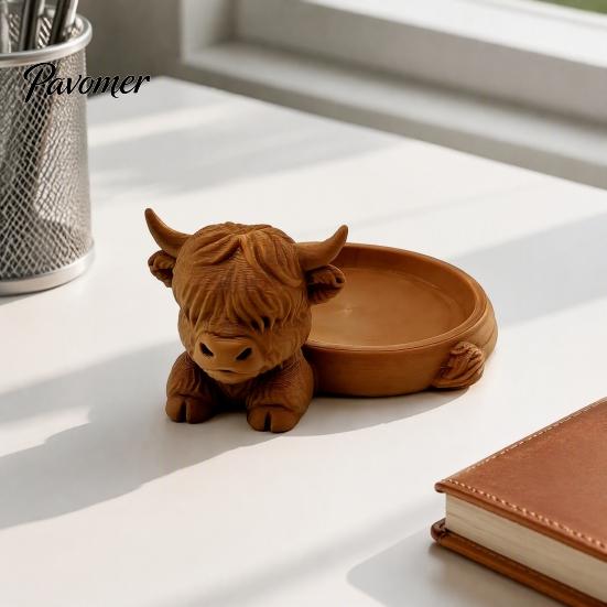 Decorative Trinket Tray Highland Cow Jewelry Storage Tray, Round 3D Printed Desktop Creative Bedroom Organizer, Tabletop Container for Rings Earrings