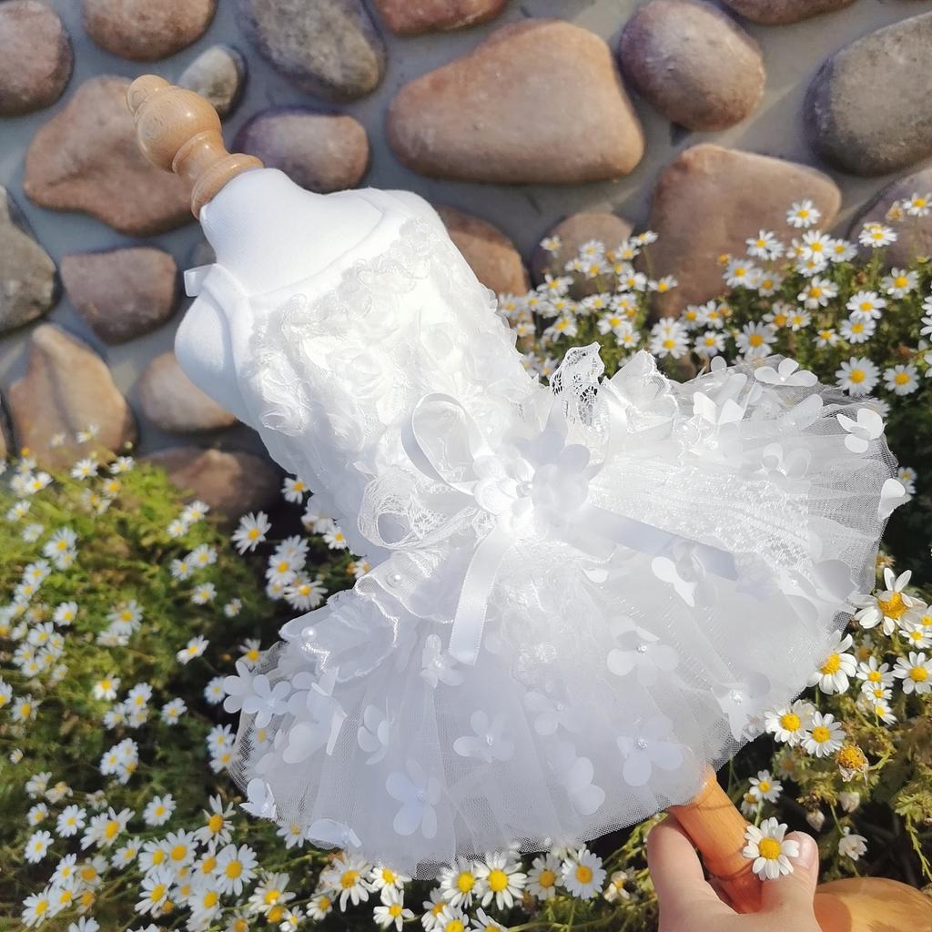 Pure White Wedding Dress Puppy Dog Clothing Fashion Handmade Lace Flower Princess Dress For Small Medium Dog Poodle Pet Clothes