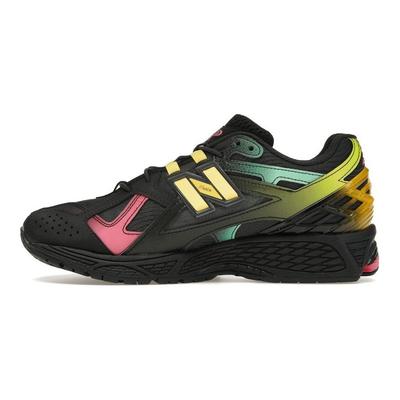 Bricks & Wood x 1906U Echoes of a Butterfly Unisex Sneaker Schwarz Phantom Eigelb M1906ND1