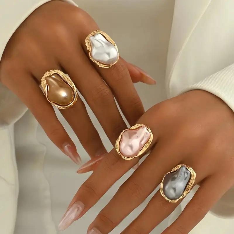 4pcs Elegant Imitation Baroque Pearl Ring Set for Women Vintage Statement Adjustable Rings Daily Wear Jewelry