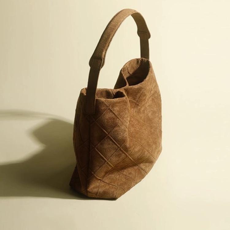 A Casual Simple Suede Shoulder Bag for Women Versatile Leather Bag