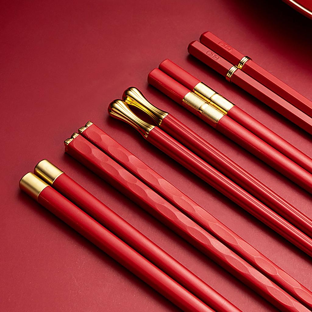 5 Pairs Christmas Chopsticks Food Grade Plastic + Alloy Food Stick Non-slip Reusable Chopsticks for Sushi Tableware