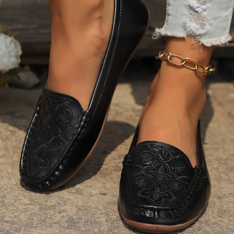 Women's Casual Single Shoes Are Trendy and Versatile, with Flat Bottoms and One Foot Loafers for Comfortable Mary Jane Shoes
