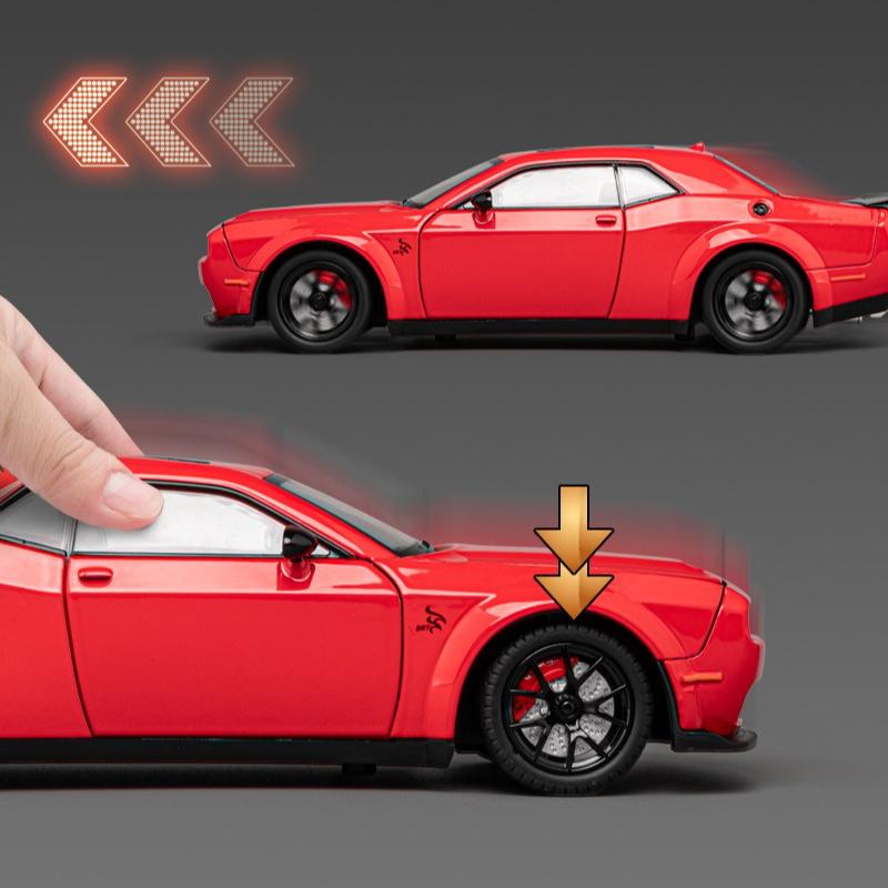 1:24 Dodge Challenger Hellcat Redeye Alloy Muscle Car Model Sound and Light Pull Back Children's Toy Collectibles Birthday gift