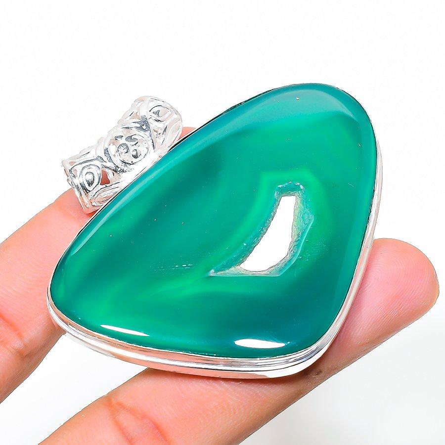 

Этнический ювелирный кулон ручной работы с друзами Зеленое окно 2,05 дюйма VR-1401