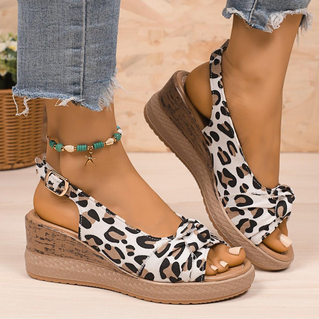 2025 summer new European and American style round head open-toed leopard print one-word buckle women's large size wedge sandals