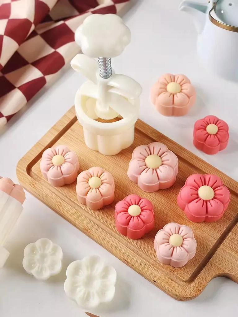 30g/50g Mini Hand Pressed Mold Flower Shape Mooncake Cookie Pastry Stamp Home DIY Mung Bean Cake Dessert Decoration Baking Tools