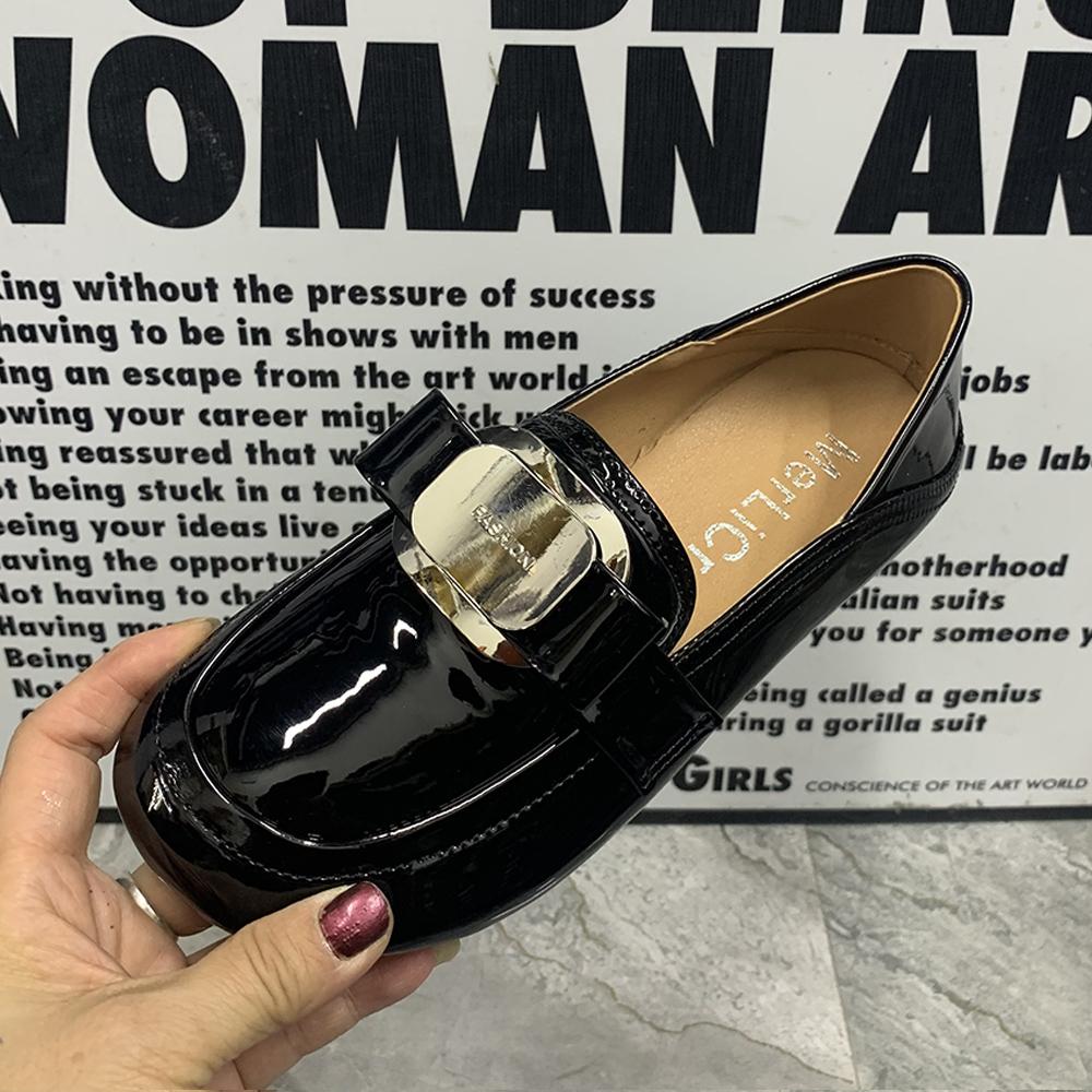 Zapatos Planos de Moda para Mujer Tallas Grandes Zapatos Casuales para Mujer Zapatos Mocasines Antideslizantes para Mujer Zapatos de Charol para Mujer Zapatos de Diseñador Estilo Nuevo