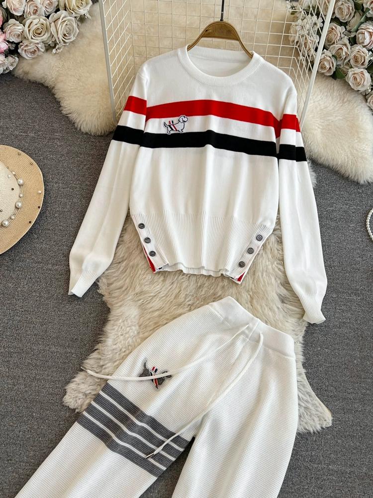 Jaro Podzim Ženy Pletený svetr Pruhované tepláky Módní Kreslený Psí výšivka Pulovr Topy a délka ke kotníkům Dvoudílná sada kalhot