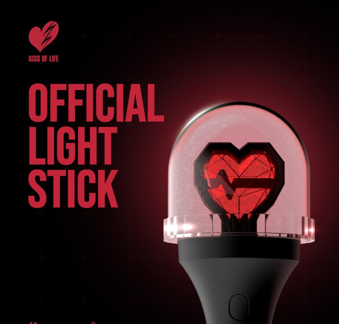 

[USED] Genuine KISS OF LIFE penlight. Express shipping available.