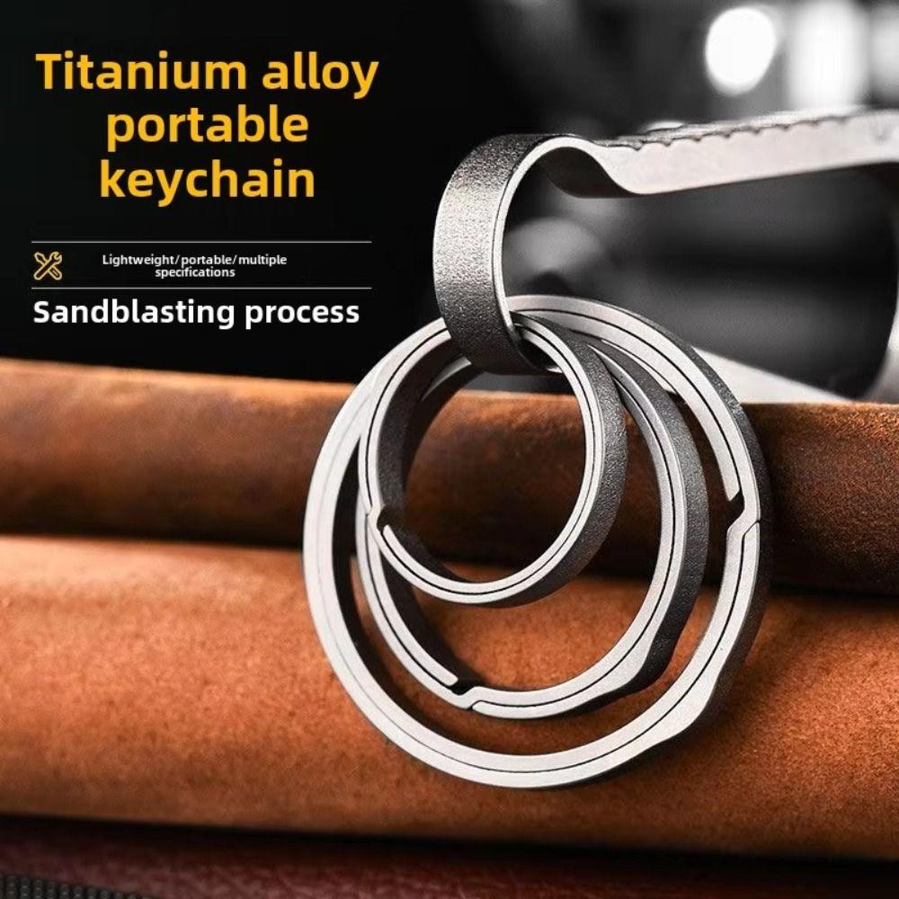 Simple Keychain Buckle Stylish Split Keychain Ring Portable Carabiner Keychain  Connecting Clasps