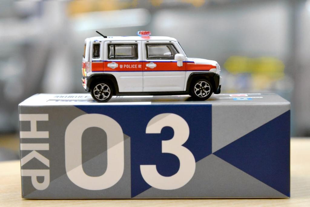 Toy East Tiny City Suzuki Hustler Police Vehicle with Accessories 1/64 (Assembled)