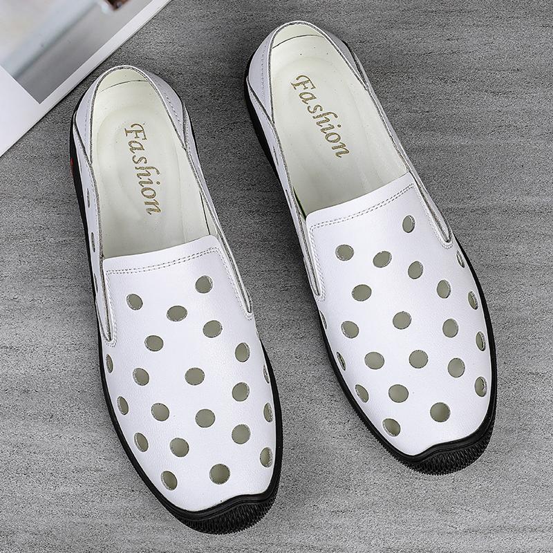 Hollow Out Men Casual Shoes New Fashion Mens Sandals Lightweight Slip-on Shoes Breathable Male Sneakers Versatile Summer Loafers