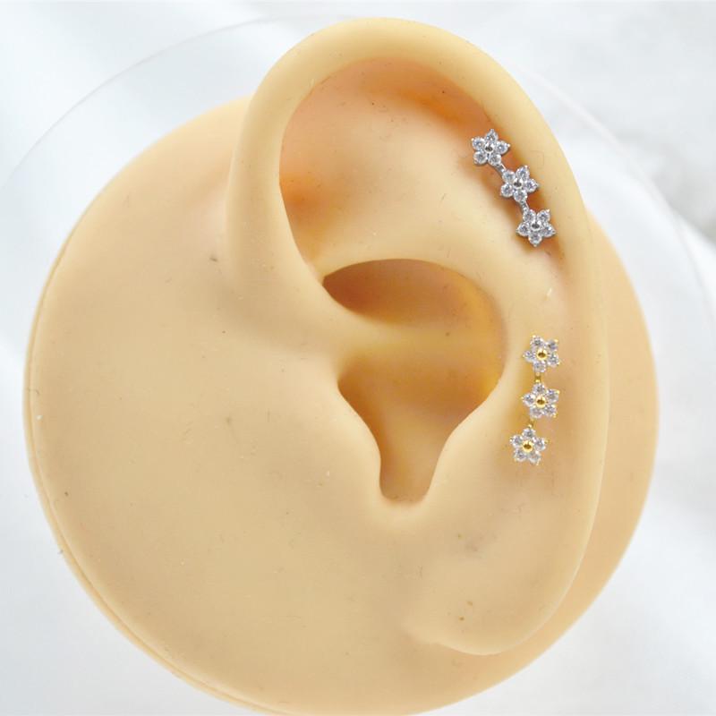 G23 Titanium Zircon Flower Lip & Tragus Stud