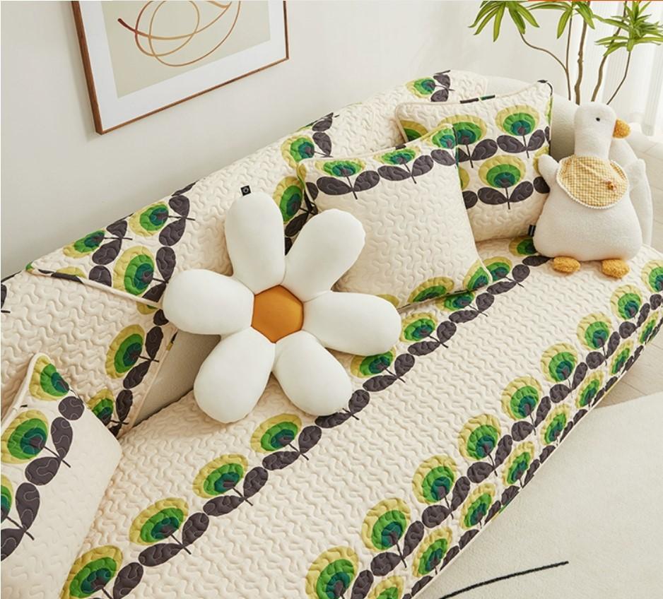 Four Season Universal Sofa Mat Cotton Anti Slip Backrest Armrest Decorative Dust Cover Thick Quilted Sofa Cover For Living Room