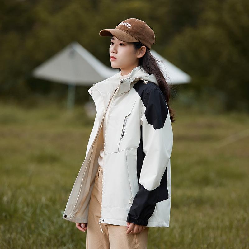2023 New Outdoor Color Block Windbreaker: Unisex Trendy Windproof Jacket for Spring & Autumn Camping and Mountaineering.