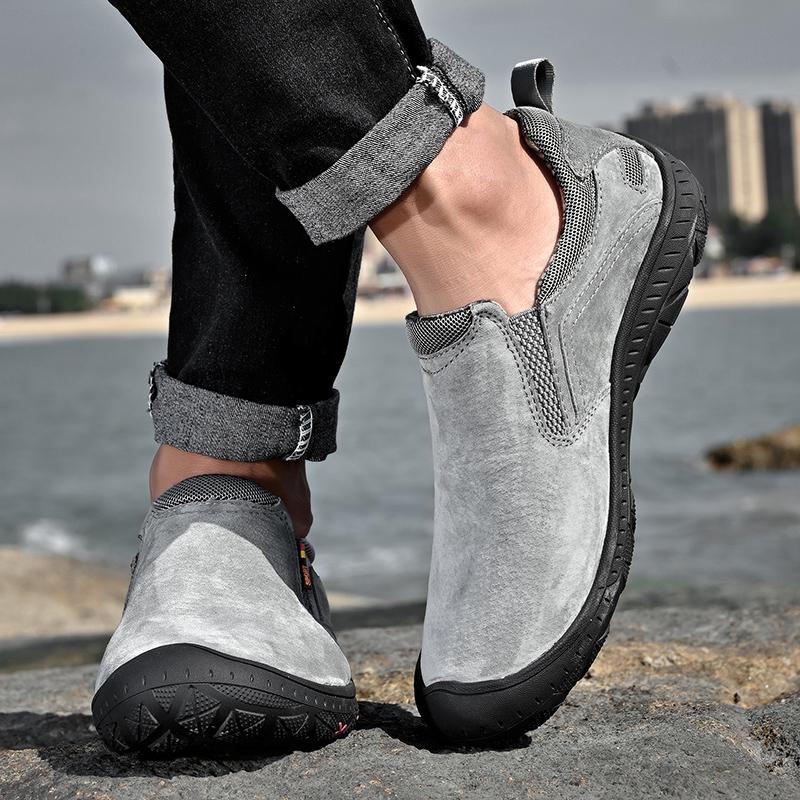 Men's Leather Shoes Classic Slip-on Flat Loafers Summer Casual Shoes Soft Sole Men Sneakers Moccasin Loafers for Men