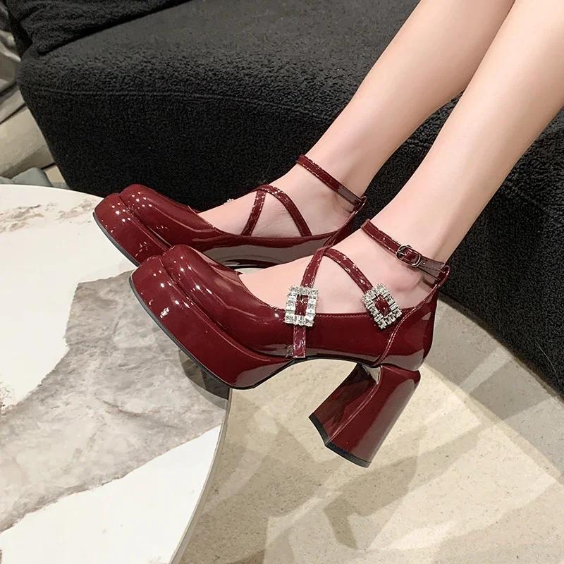 2024 New Hot Selling Solid Color Fashionable Square Heel Rhinestone Buckle Women's Heeled Single Shoes Banquet Party Zapatos
