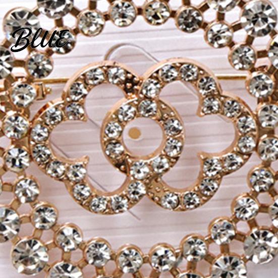Vintage Style Brooch Retro Pin Hollow Flower Design Lapel Pin