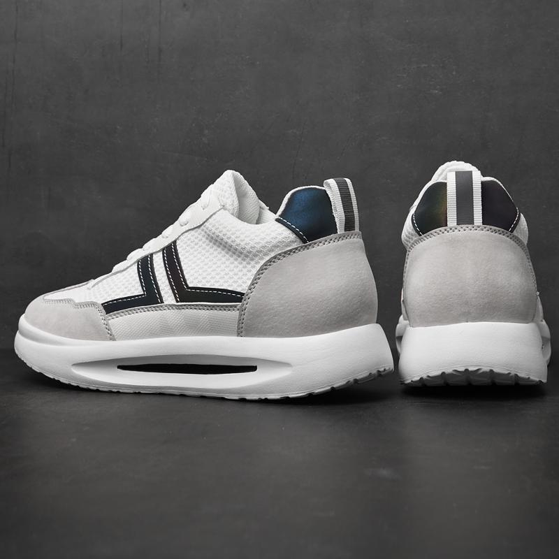 Mode Neue Herrenschuhe mit Absatz Weiß Atmungsaktive Sportliche Freizeit-Sneaker Herren Unsichtbare Schuhe zur Höhenvergrößerung Mode Herren Schuhe mit Absatz