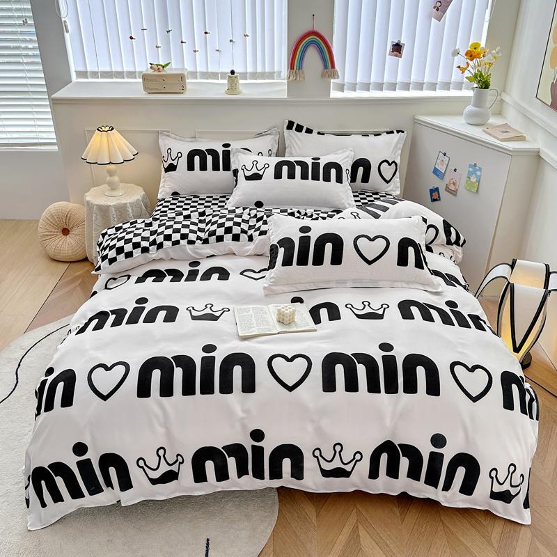 Cartoon Black Cat Duvet Cover SetKitten Bedding Set 4Pcs Quilt Cover 1 Flat Sheet And 2 Pillow ShamsPolyester Comforter Cover
