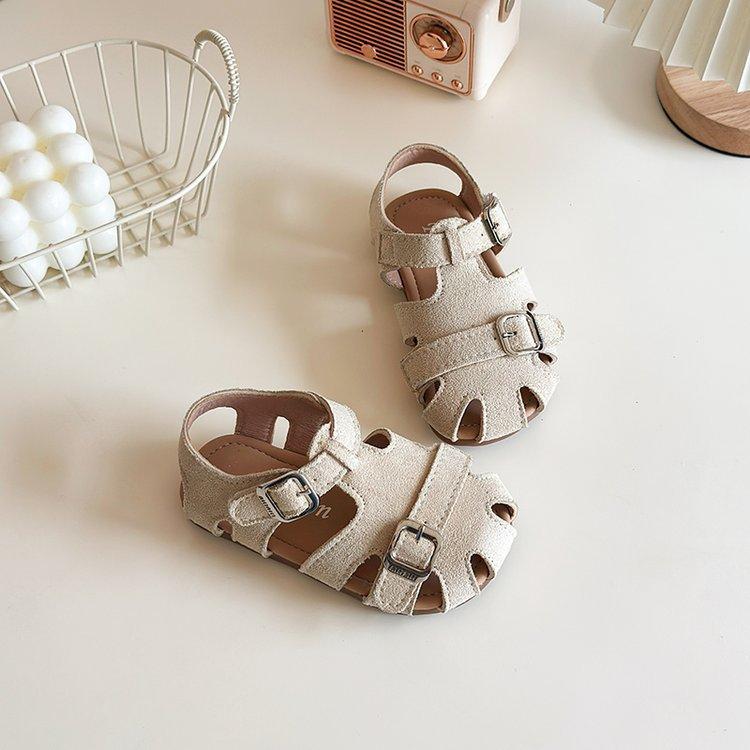 

Корейская версия студентов 2025 лето новая детская универсальная сумка в иностранном стиле сандалии на голову мальчики и девочки мягкая подошва ретро обувь Boken 34