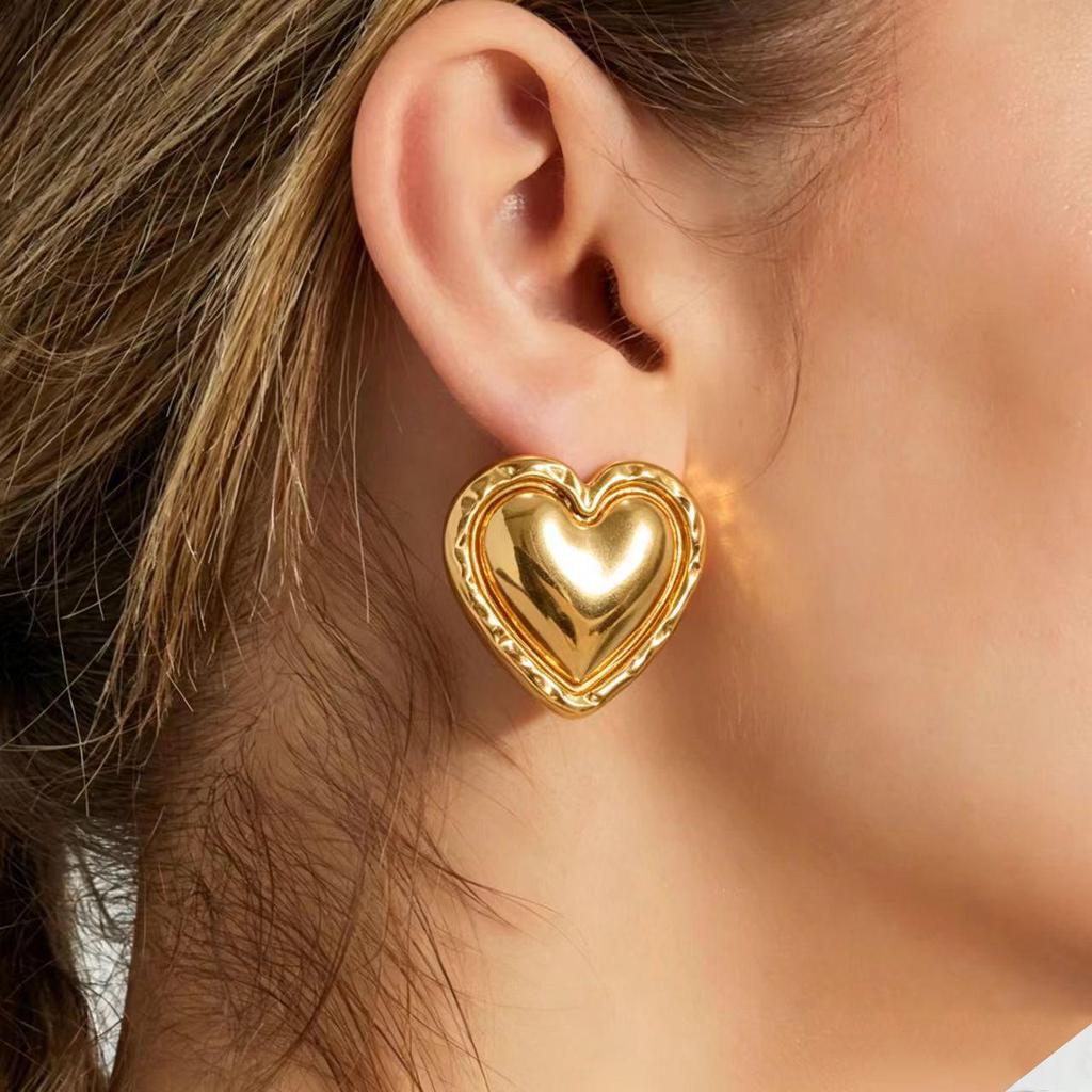 18k Gold Plated Heart Stainless Steel Stud Earrings for Women - Fashionable and Versatile European-American Style