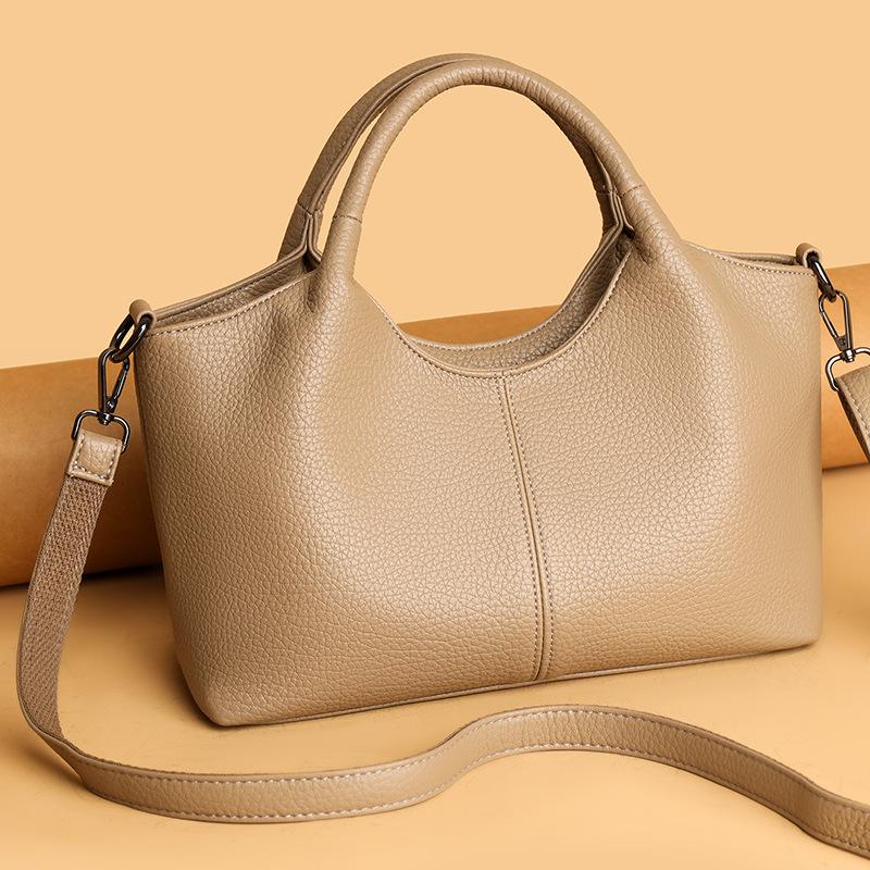 Textured soft leather women's handbag 2026 new light commuting large capacity shoulder messenger bag