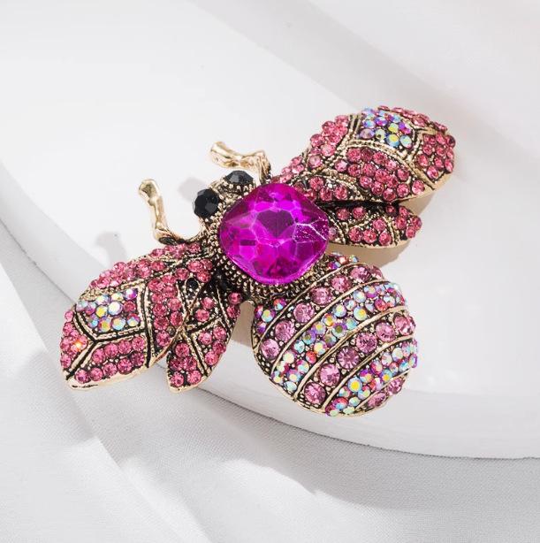 Crystal Bee Badges Pins for Women Men Fashion Unisex Clothing Insect Series Classic Brooches Corsage Lapel Pin