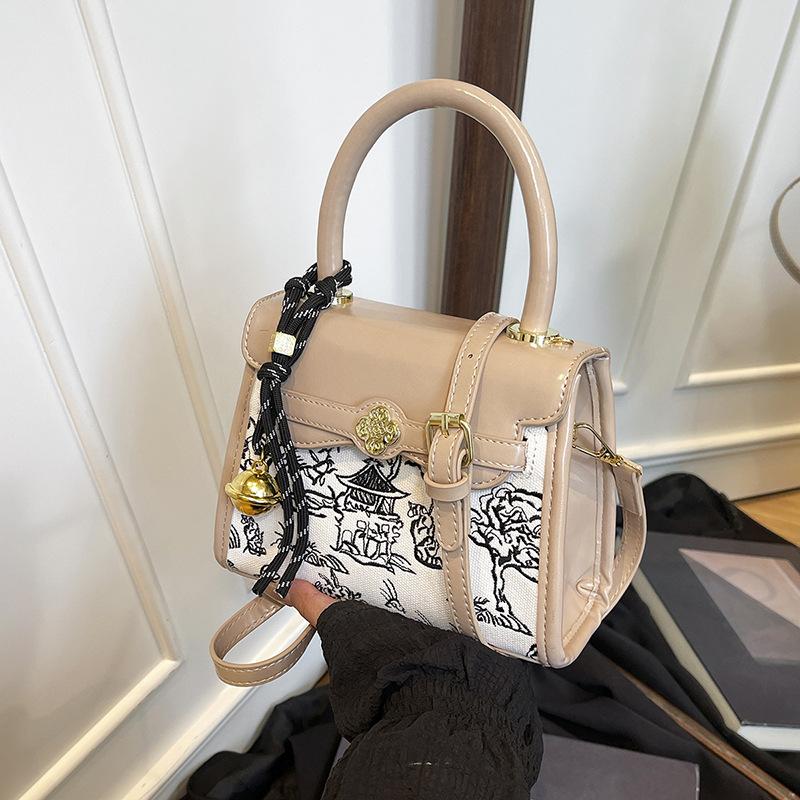 

Popular small bags, new fashionable and versatile women s messenger bags, high-end portable small square bags хаки