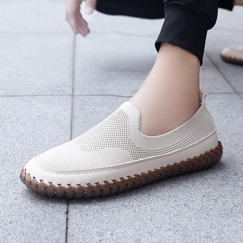 Beliebte Herrenschuhe Sommer und Herbst neue atmungsaktive Mesh-Schuhe Herren hohl gewebte weiche Sohle Fahrschuhe Herrenschuhe Freizeitschuhe