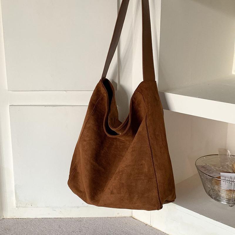 Suede Retro Commuter Tote Bag Women's Logo Autumn and Winter Shoulder Bag Women's Versatile Large-capacity Plush Bag