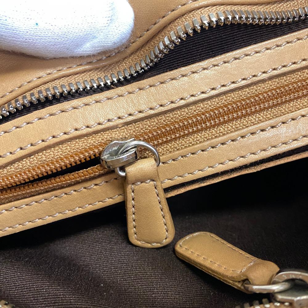 Coach 7789 Pouch Leather Shoulder Bag Beige Leather Women Used