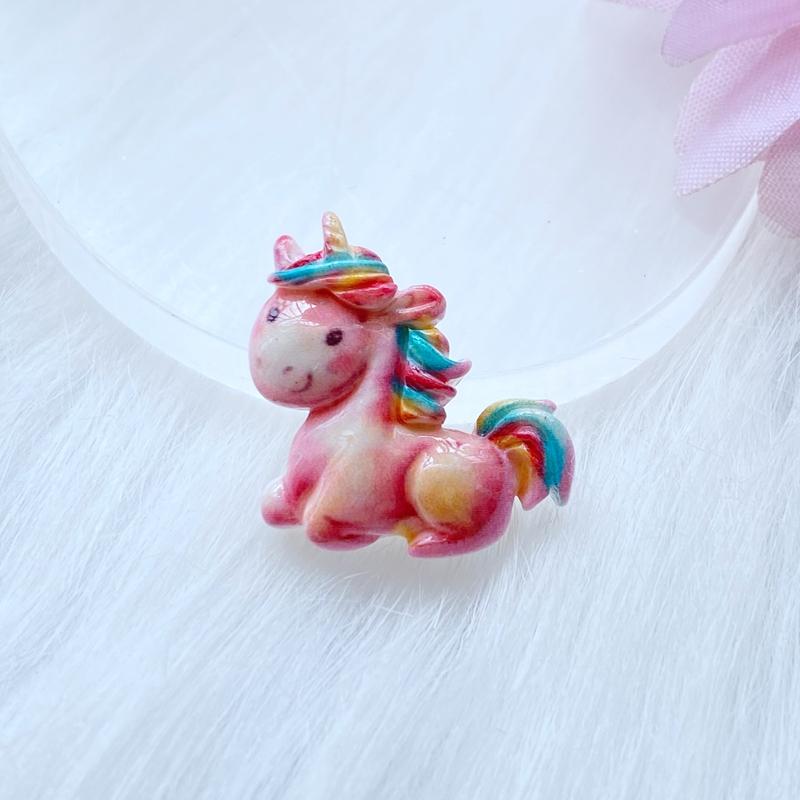 10Pcs New Mixed Cartoon Mini Lovely Unicorn Flat Back Resin Cabochons Necklace Pendant Keychain Charms DIY Decoration