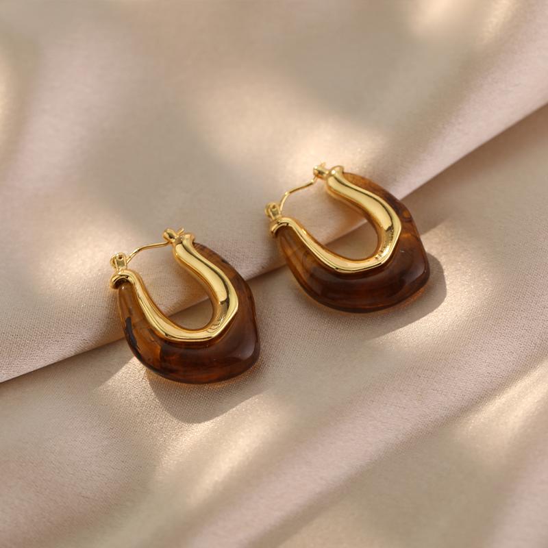 New European and American  Classic Temperament Copper Amber U-shaped Earrings for Women's Banquet Jewelry Earrings 2023