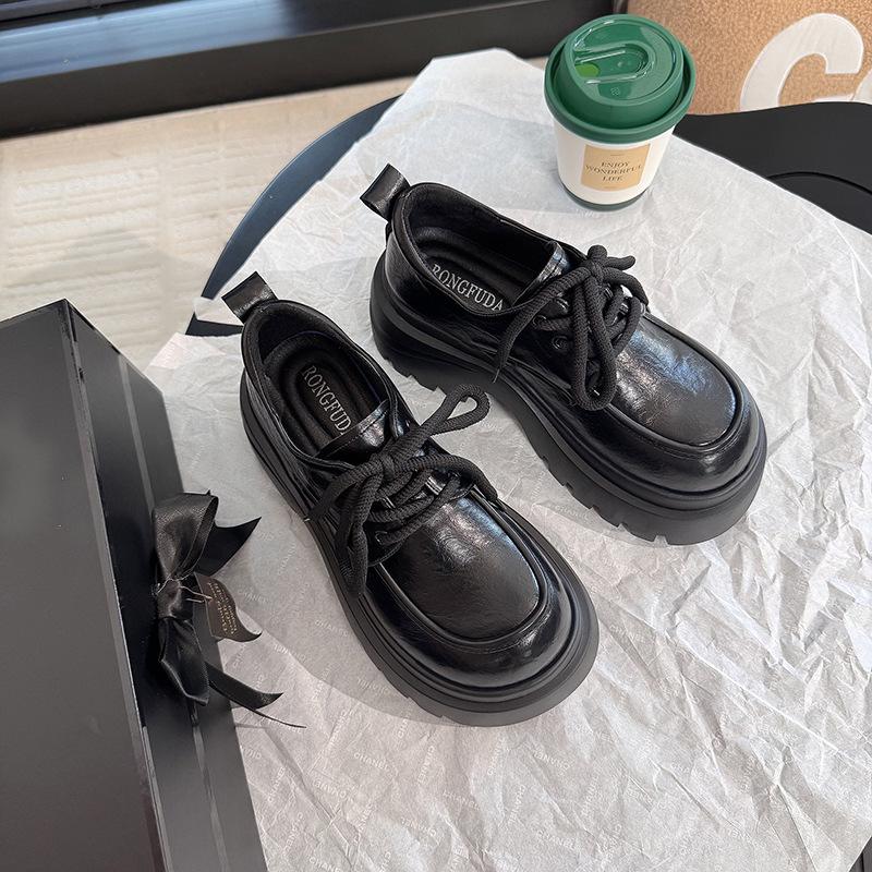 

Platform small leather shoes women s British style autumn 2025 new French black single shoes heightening lace-up muffin loafers 40