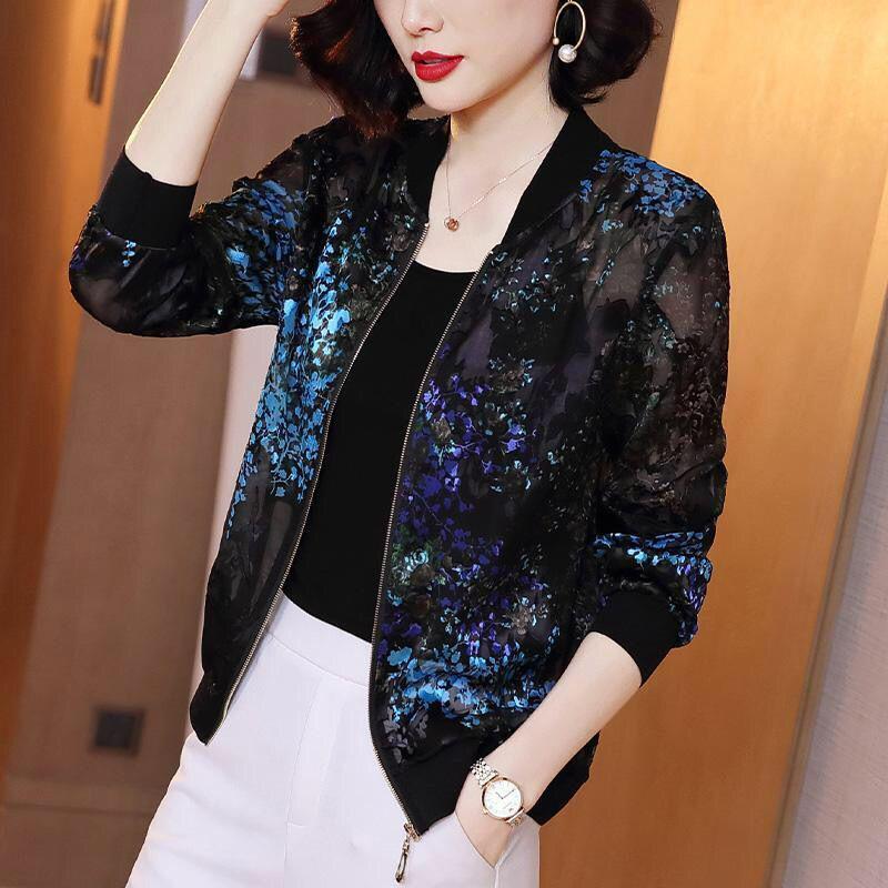 Women's Versatile Printed Cardigan: Plus Size Lightweight Jacket for Spring/Autumn - Slimming Loose Fit for Middle-Aged Moms