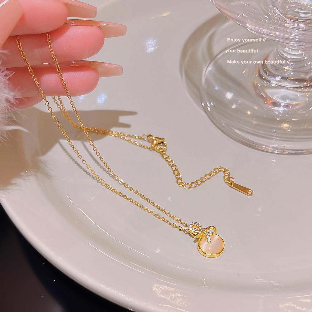 Online celebrity bow necklace titanium steel simple personality design sense Opal clavicle chain hot accessories.