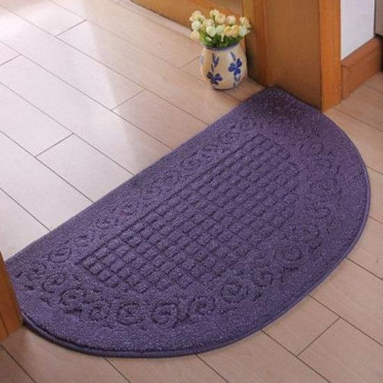 Semi-Circular Non-Slip Water-Absorbing Doormat - Wear-Resistant Floor Mat for Bedroom or Entrance Hall.